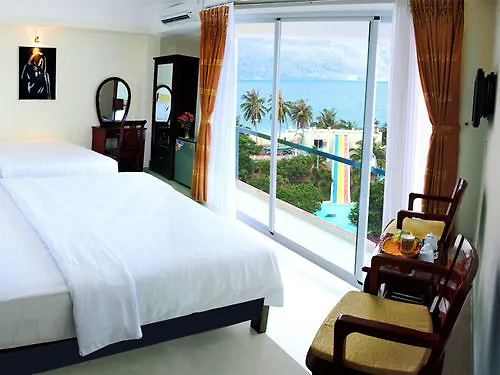 Golden Lotus Hotel Нячанг 3*,  Вьетнам